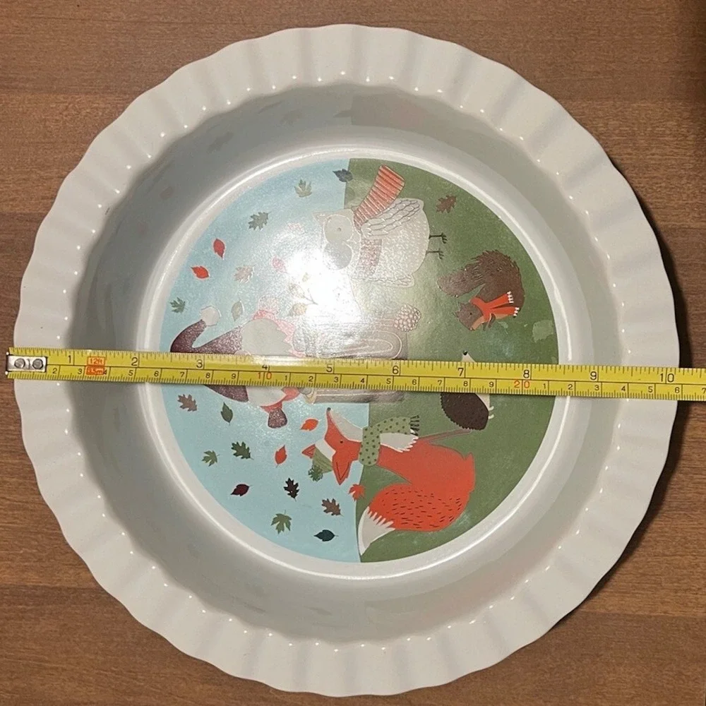 NANTUCKET Ceramic Pie‎ Plate Gnome Fox Squirrel Owl Fall Scene Leaves Autumn